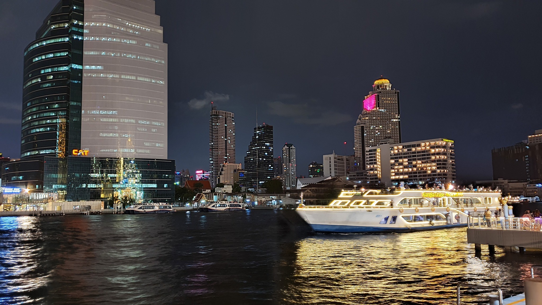 Alangka Dinner Cruise from ICONSIAM Pier