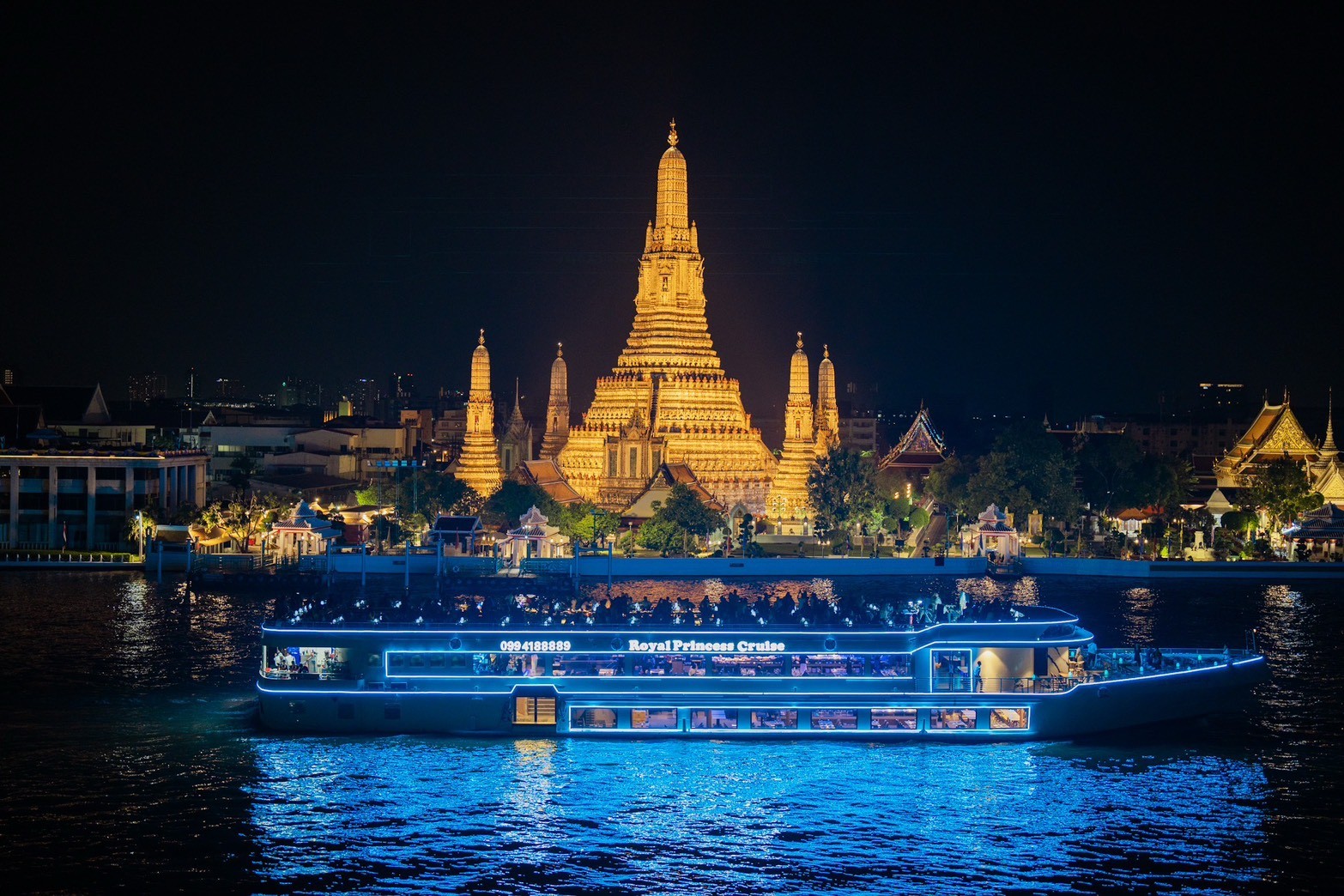 Royal Princess Dinner Cruise from Asiatique
