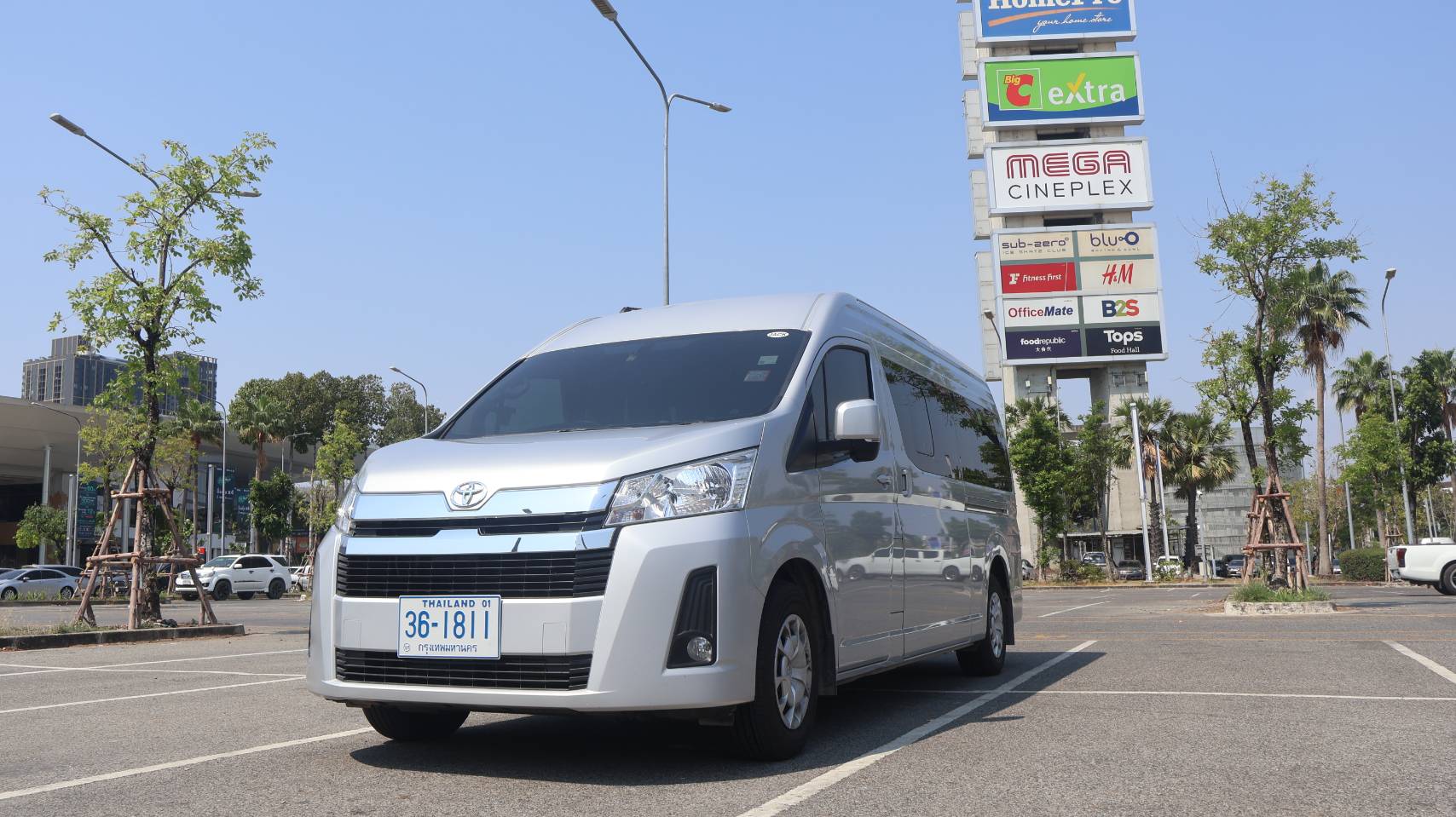 Van Rental with Driver in Bangkok